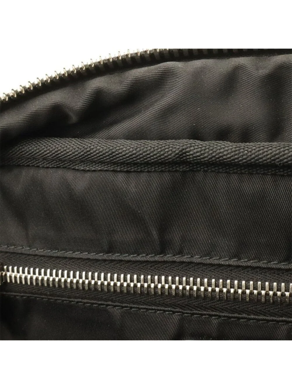 Prada rank width